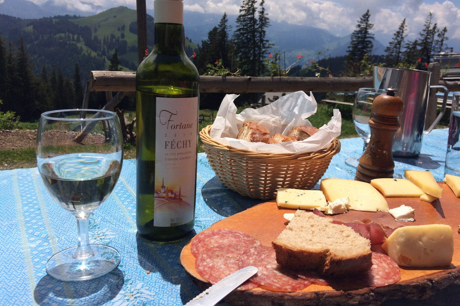 Mt Pilatus wine cheese platter